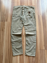 Load image into Gallery viewer, Carhartt Pants - 33x32
