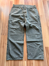 Load image into Gallery viewer, Carhartt Loose Fit Pants - 36 x 30
