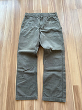 Load image into Gallery viewer, Carhartt Pants - 34 x 31
