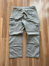 Load image into Gallery viewer, Carhartt Cargo Pants - 34x30

