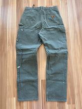 Load image into Gallery viewer, Carhartt Double Knees - 34x36
