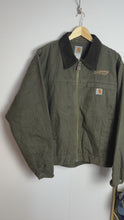 Load and play video in Gallery viewer, Carhartt Detroit Style Jacket - Large
