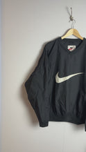 Load and play video in Gallery viewer, 1990’s Nike Windbreaker - XL/Large
